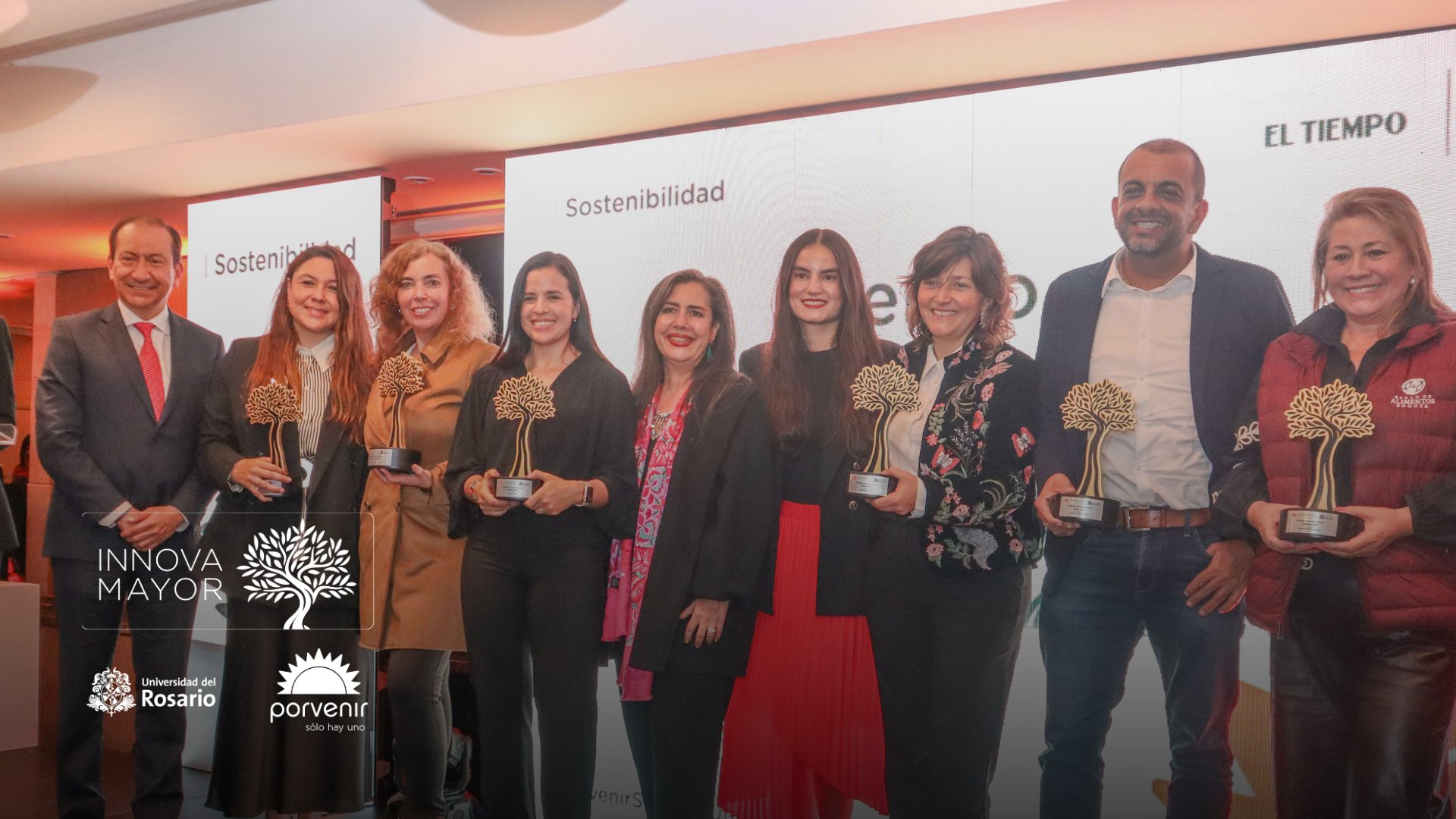 9 ganadores en la ceremonia del Premio Innova Mayor, una iniciativa que reconoci&oacute; a las empresas que est&aacute;n transformando el entorno laboral para las personas mayores en Colombia.