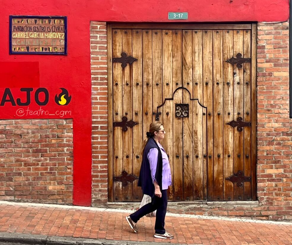 Entrada del Centro García Márquez El Original.